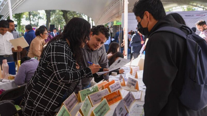 Más de 3 mil vacantes en CDMX con sueldos de hasta 25 mil pesos UnoTV