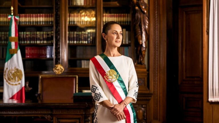 Claudia Sheinbaum Se Toma Foto Como Presidenta De M Xico Unotv