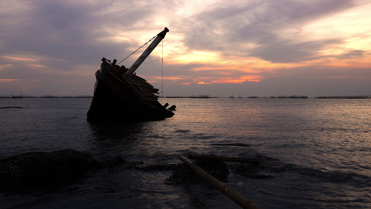 Conoce al “Enchanted Capri”, el barco ruso abandonado en Alvarado, Veracruz
