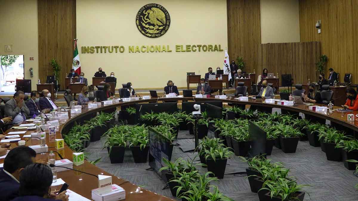 Comisión de Venecia advierte que es un “error” cambiar el sistema electoral en México