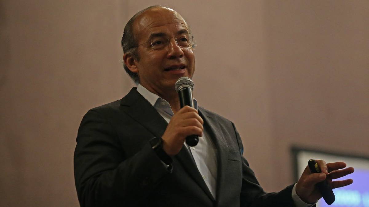 La resurrección de la oposición en la política maxicana puede ser un acierto de Felipe Calderón