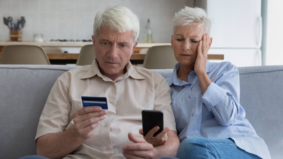 Ésta es la edad máxima para que un adulto mayor solicite una tarjeta de crédito