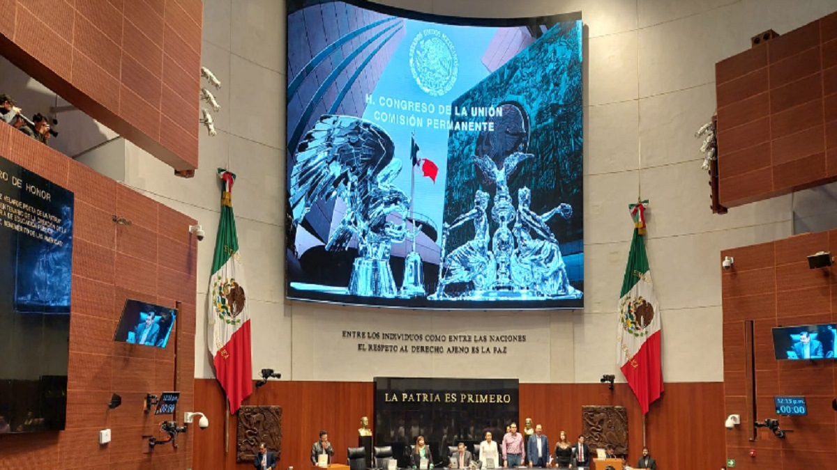 Con opacidad, 8 de cada 10 contratos del Congreso de la Unión: MCCI