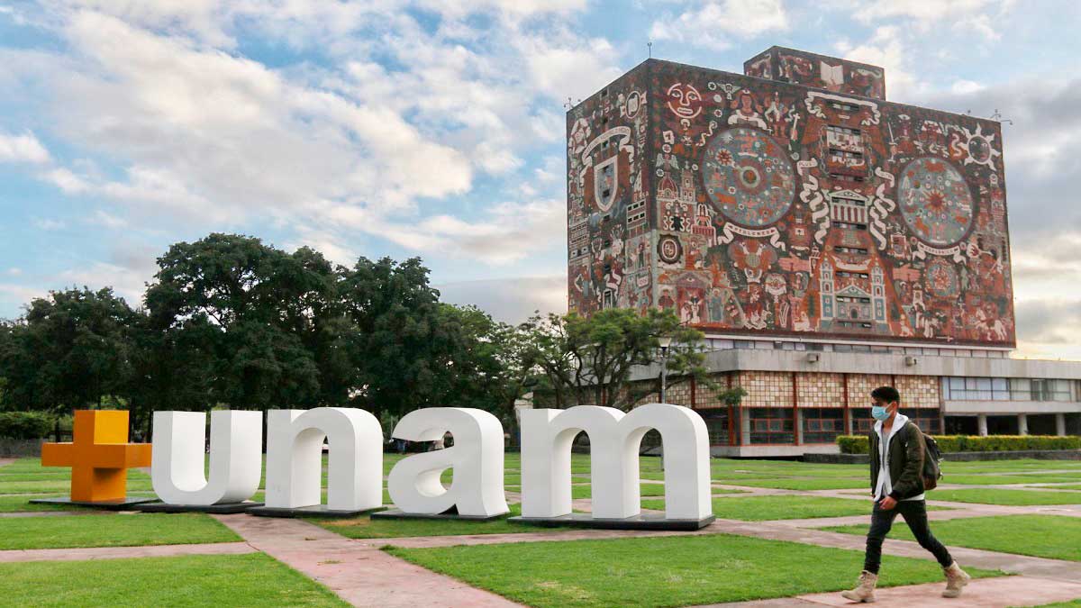 UNAM apoyará a alumnos de beca Elisa Acuña con recursos propios