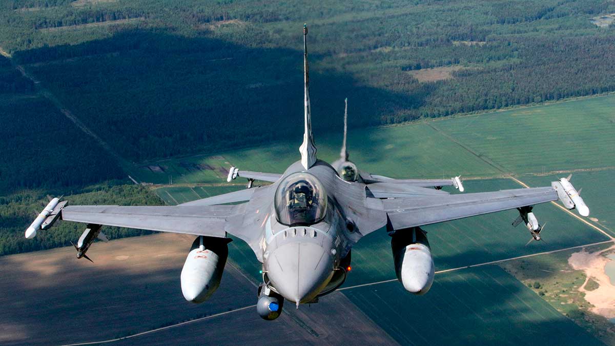 Japón despliega cazas tras detectar aeronaves rusas cerca de sus costas
