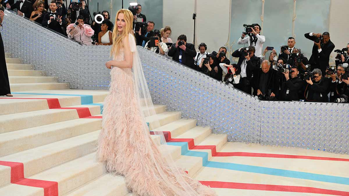 Nicole Kidman llevó a la Met Gala 2023 el icónico vestido Chanel No.5