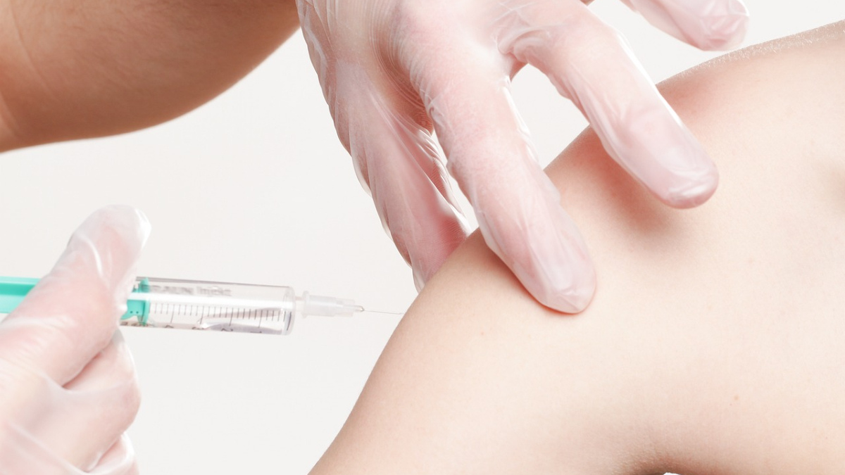“Arexvy”, la primera vacuna aprobada por la FDA contra el virus sincicial respiratorio
