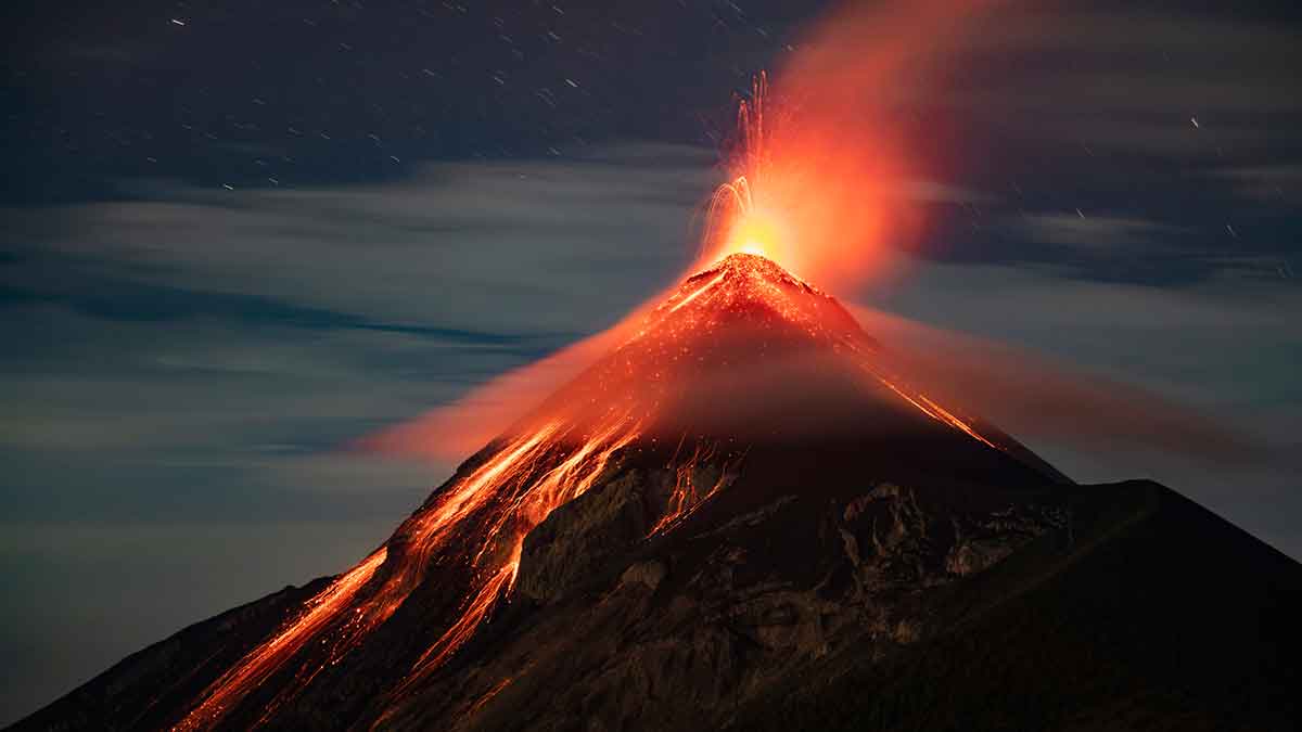 De México a Indonesia: los volcanes activos en el mundo desde el Popocatépetl al Merapi