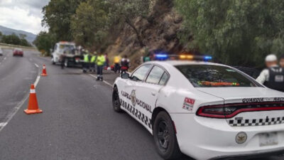 Patrulla de la Guardia Nacional escolta accidente en la México-Cuernavaca