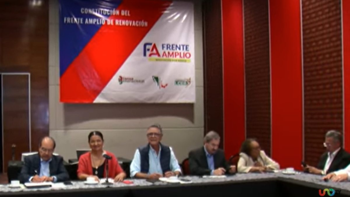 Priistas conforman el Frente Amplio de Renovación