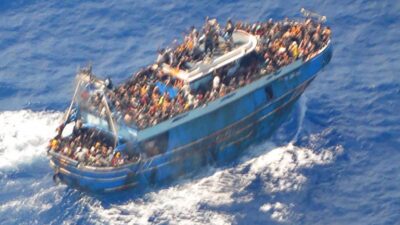 Grecia sigue buscando sobrevivientes de naufragio