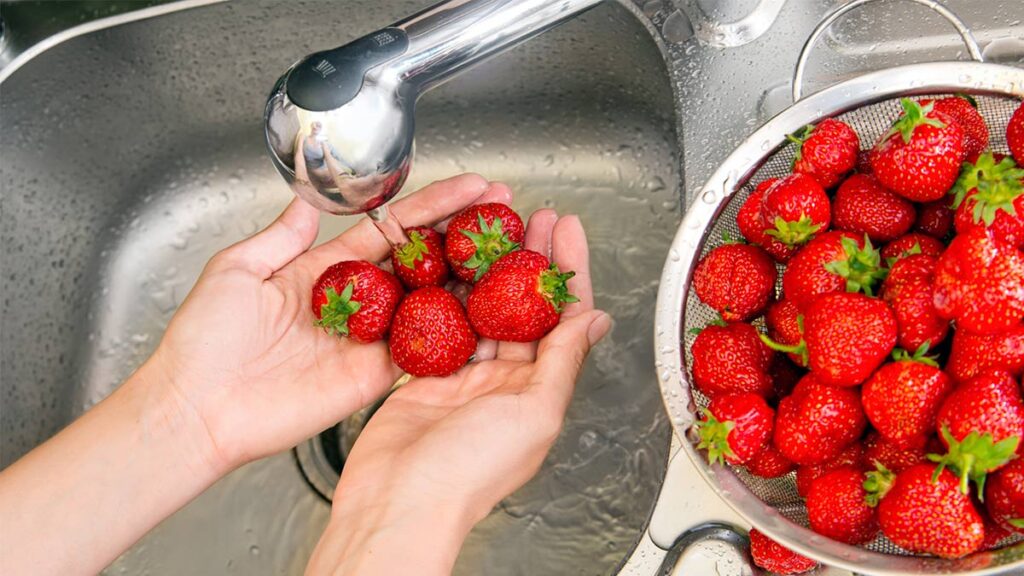 ¿Cómo limpiar las fresas? 7 consejos para evitar enfermedades