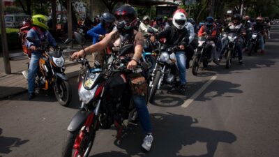 Marchas CDMX: rodada de motociclistas repartidores por aplicación
