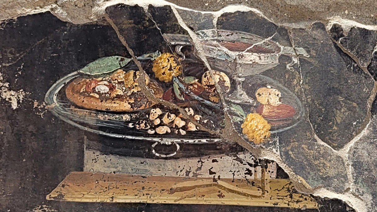 Descubren en Pompeya la representación de un posible ancestro de la pizza