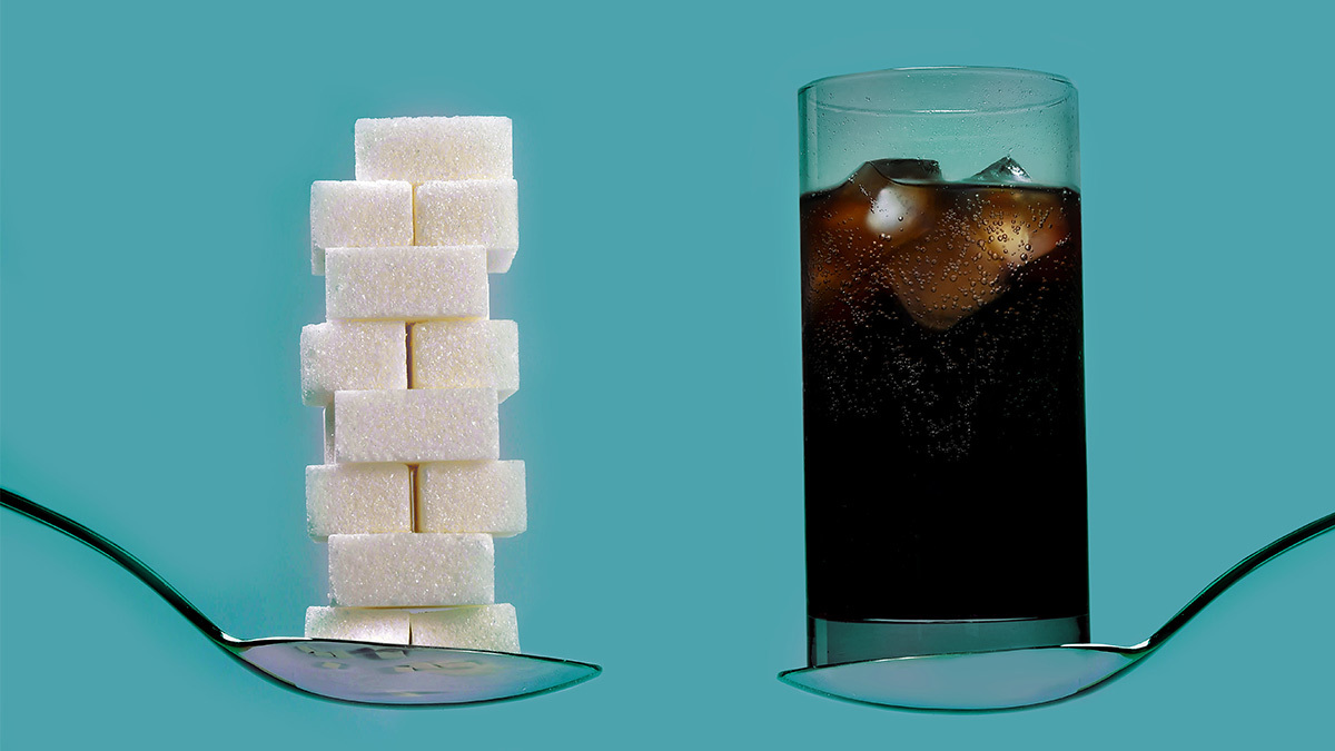 Dulces, pero peligrosos para la salud: Profeco revela los refrescos con más azúcar