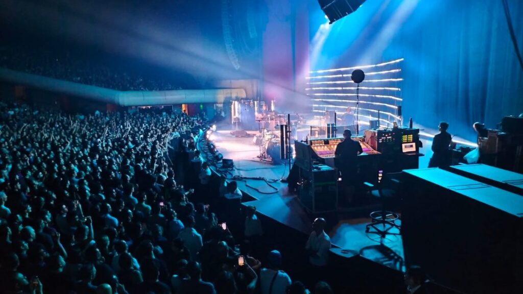 The Smile de Thom Yorke y Jonny Greenwood sorprende a México