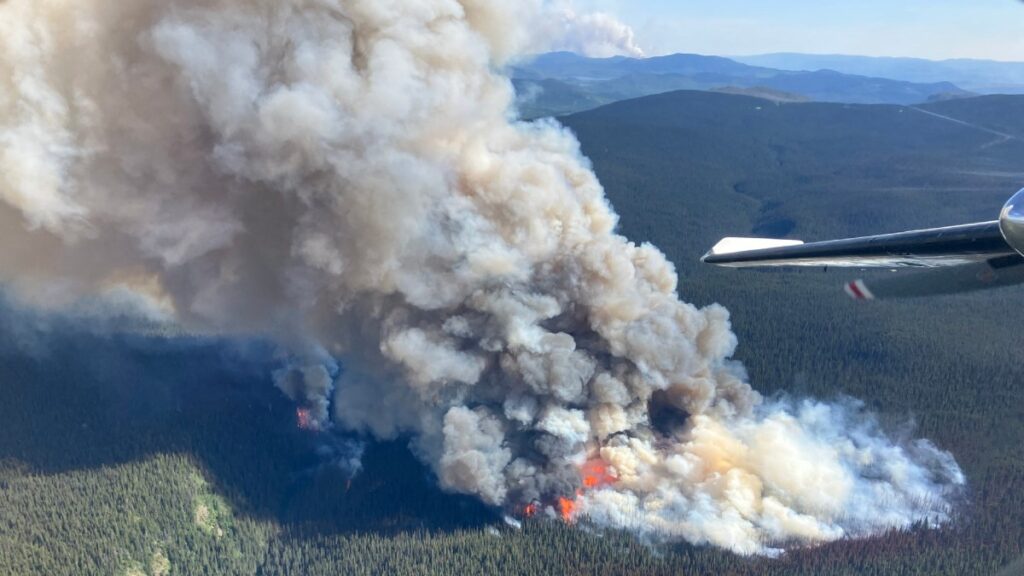 Incendio en Canadá visto desde las alturas
