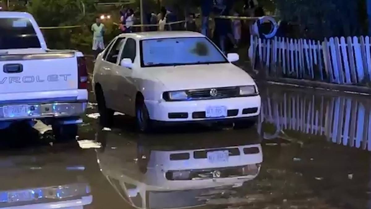 Muere familia intoxicada dentro de su auto en Aguascalientes