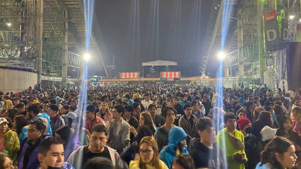 Fraudes En El Foro Sol Usuarios De Tiktok Advierten Estafas En Servicios De Comida Y Estacionamiento