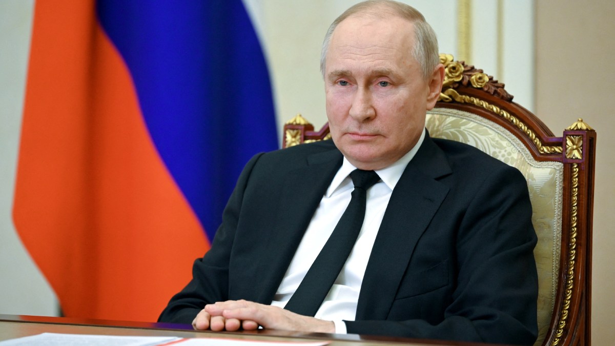 Putin advierte que usará “todos los medios” para proteger a Bielorrusia de un ataque