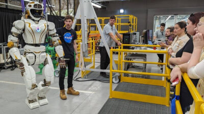 Valyrie, el robot humanoide de la NASA, a prueba en Australia