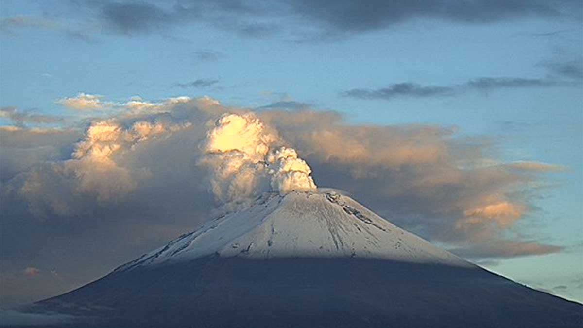 ¡Domingo movido para “Don Goyo”! Volcán Popocatépetl registra 112 exhalaciones y 3 explosiones