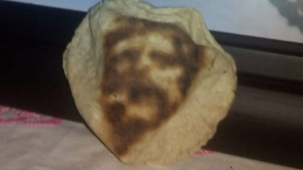 aparece-supuesta-imagen-de-jesus-en-una-tortilla