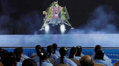 Chandrayaan, la misión India, logró aterrizar con éxito en el polo sur de la Luna