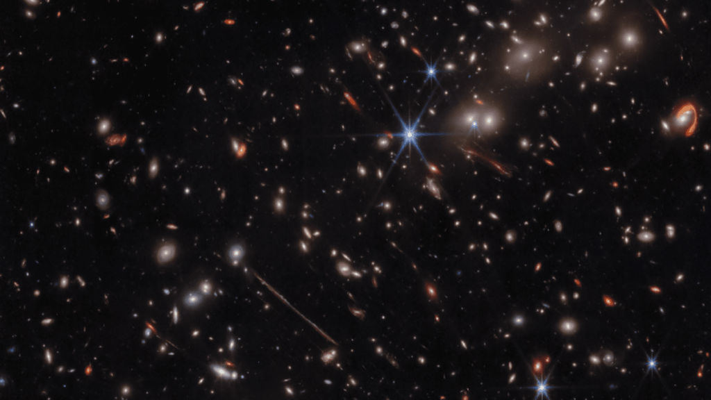 Telescopio Webb de la NASA avista objetos desconocidos en el cúmulo de galaxias 'El Gordo'