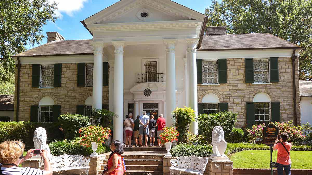 Graceland: ¿cómo visitar la casa de Elvis Presley?