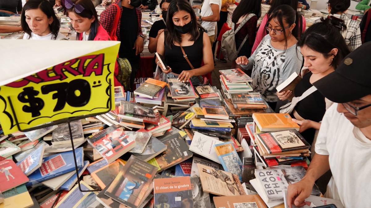¡Desde 10 pesitos! Gran Remate de Libros en la CDMX: fecha, sede y precios de películas, discos y cómics