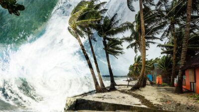 Idalia impacta el noroeste de Florida como un huracán de categoría 3