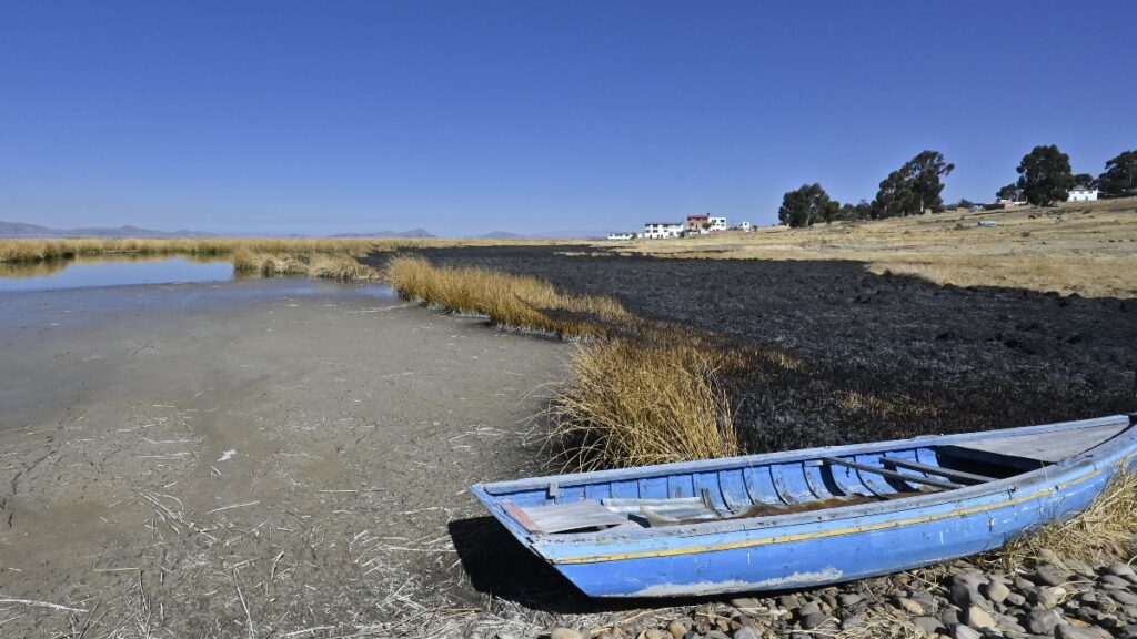 Lago Titicaca: agua desciende a niveles históricos por cambio climático