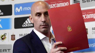 Dirigentes del futbol español ya exigieron la dimisión de Luis Rubiales