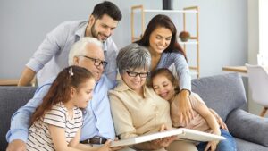 ¿Cuántos abuelos cuidan a sus nietos en México?