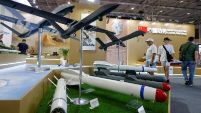 Moscú: dron chino exhibido durante una exposición militar en Rusia