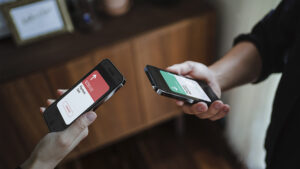 Bancos alertan sobre demoras en transferencias por mantenimiento al SPEI