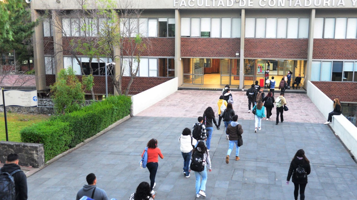 Son parte de una universidad libre, autónoma, empática y solidaria: rector inaugura ciclo escolar de la UNAM