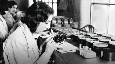 Las chicas del radio: historia de las mujeres que murieron haciendo relojes