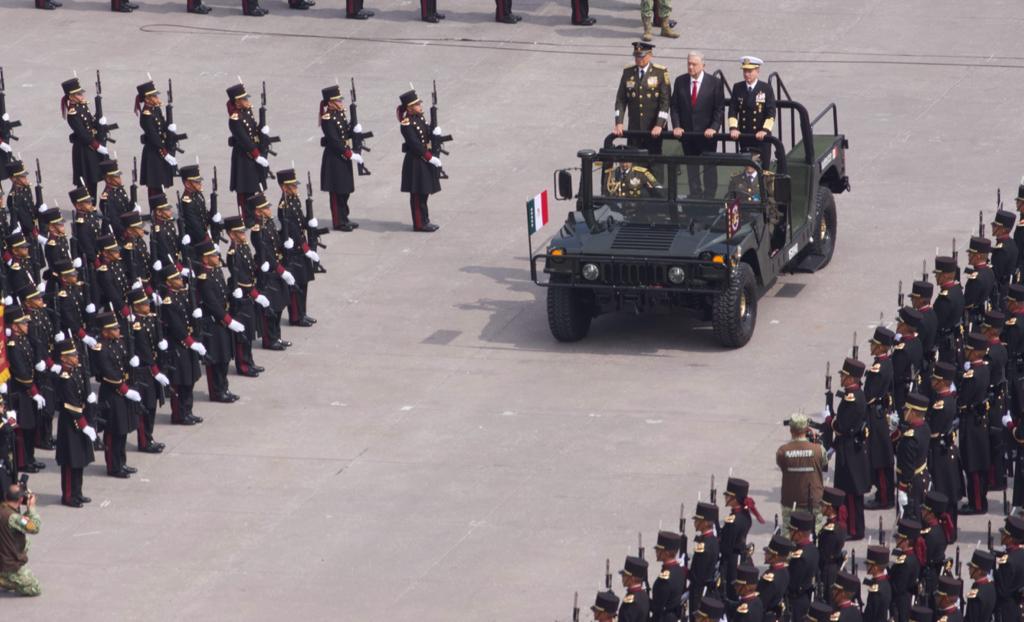 desfile militar conmemorativo al 16 de septiembre 2023