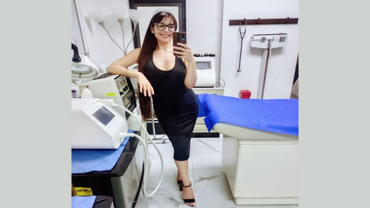 Despiden a doctora de Baja California por tener OnlyFans; video - UnoTV