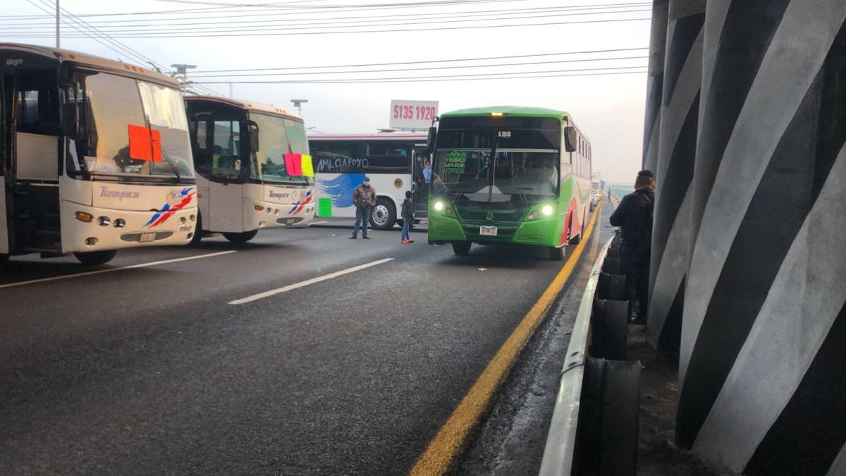 Viernes difícil: transportistas bloquearon la México-Pachuca en ambos sentidos
