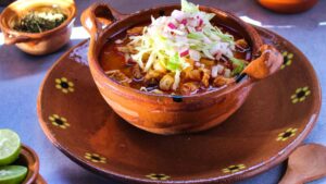 “Viernes Garnachero”: el auténtico sabor del pozole en Los Tolucos