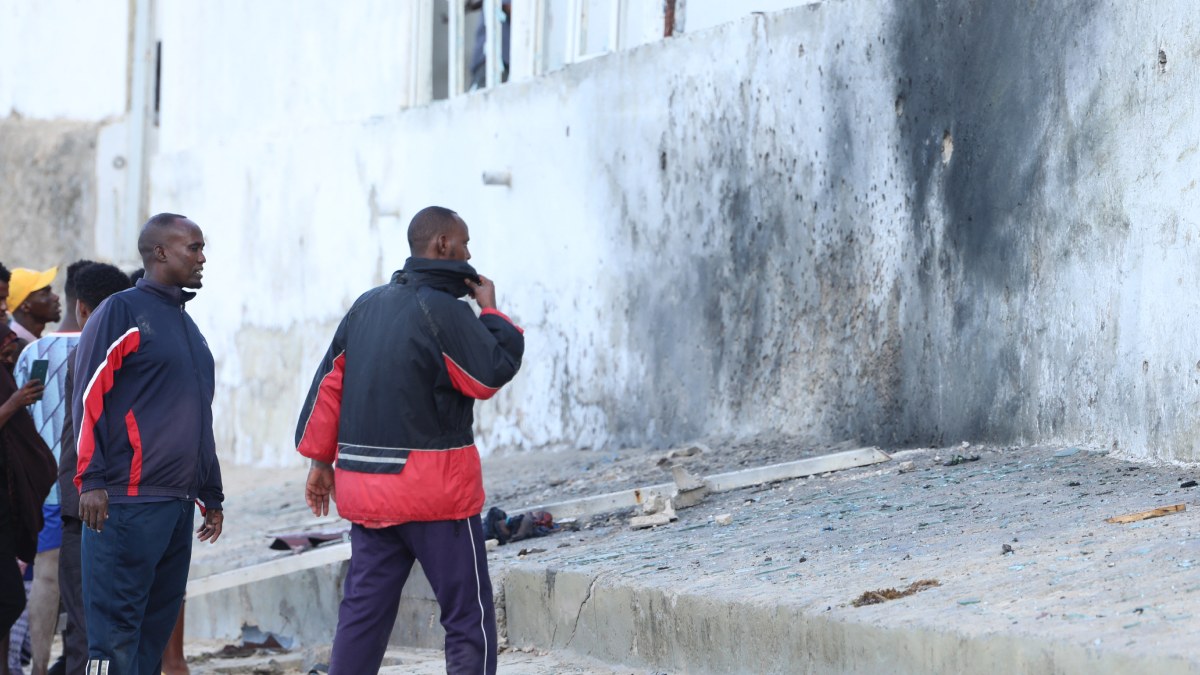Atentado suicida en Somalia deja al menos 13 muertos