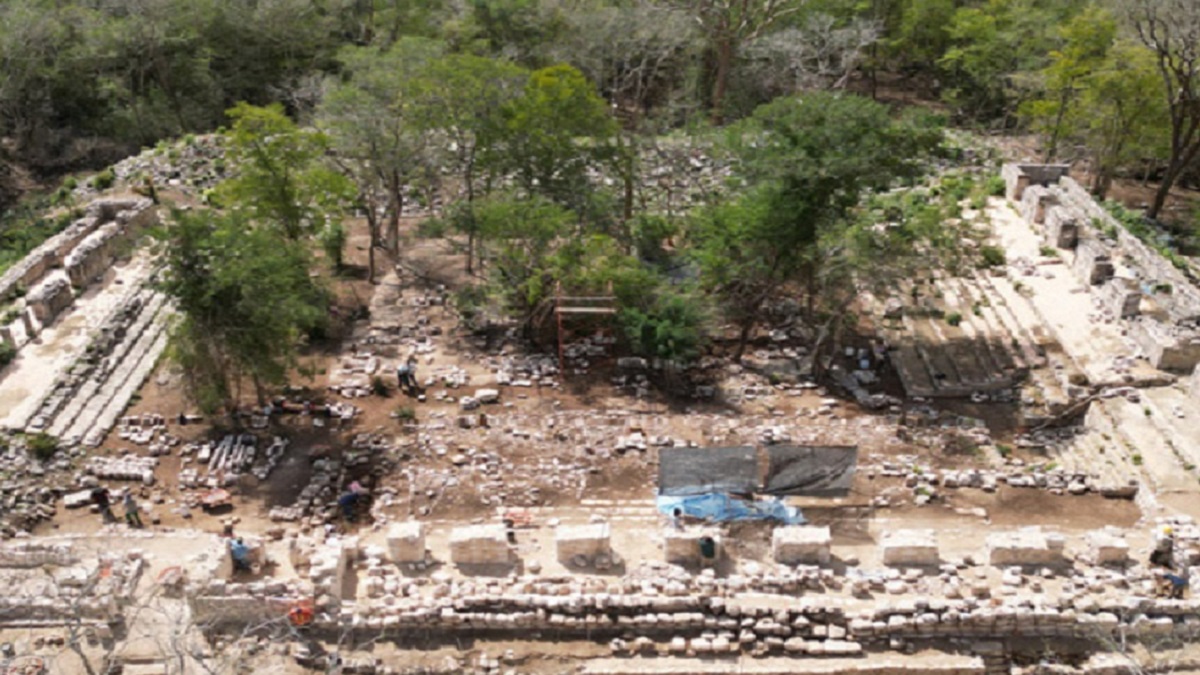 Nuevos hallazgos arqueológicos: descubren 2 conjuntos habitacionales en Kabah, Yucatán