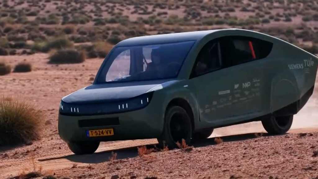 "Stella Terra": así es el poderoso coche solar todoterreno, el primero del mundo