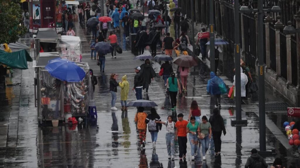 Lluvias e intervalos de chubascos en la CDMX