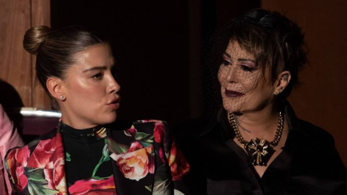 ¿Se ardió? Critican a Alejandra Guzmán por foto el día de la boda de Michelle Salas