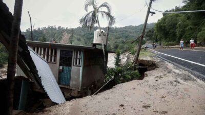 Declaran estado de emergencia en Guerrero por huracán Otis