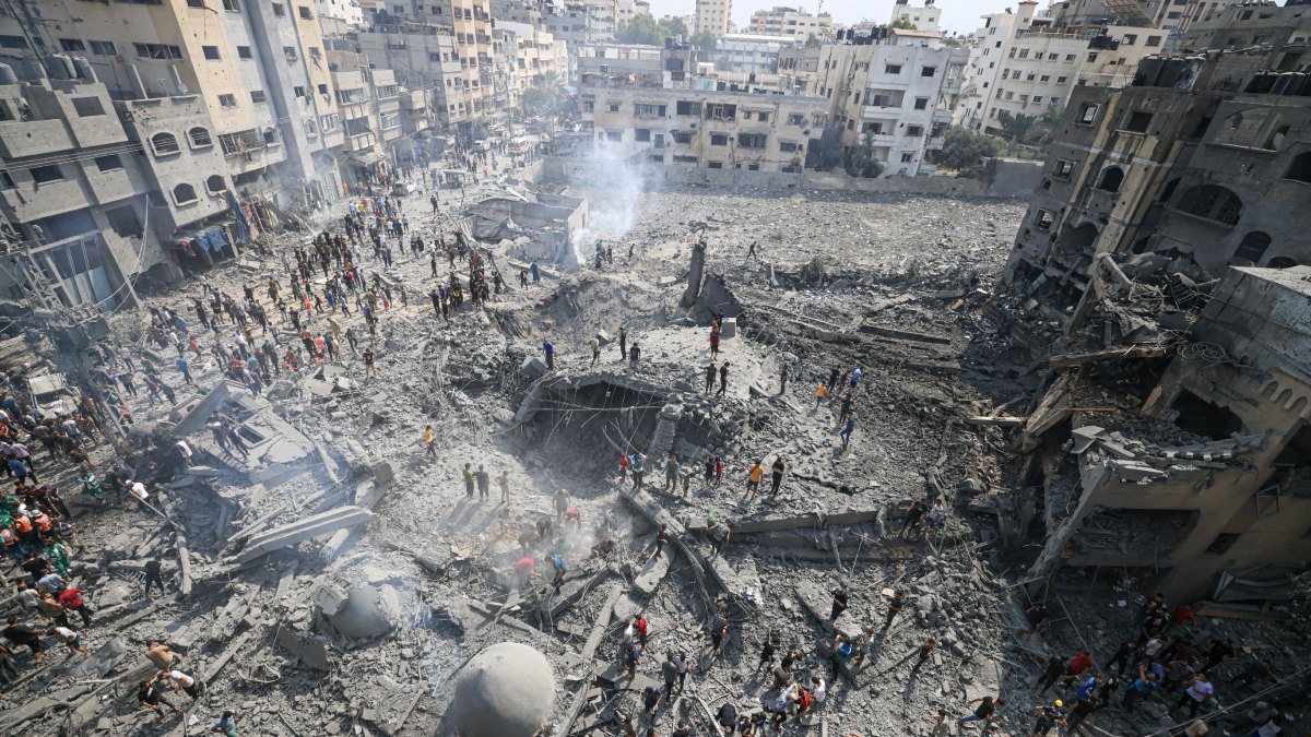 Guerra Israel-Hamás lleva al menos mil 799 muertos en la Franja de Gaza, entre ellos 583 niños